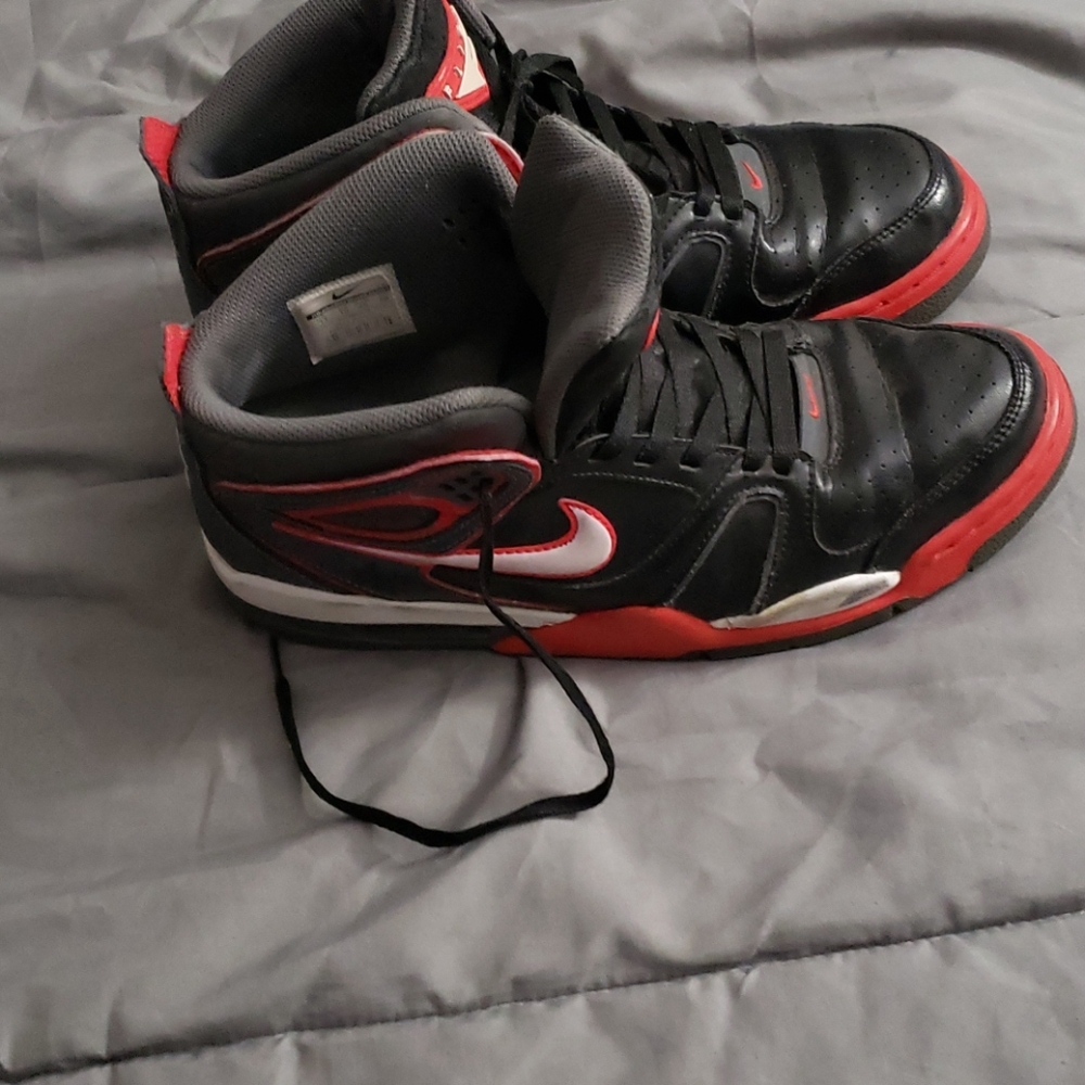 Nike Flight - Picture 2 of 3